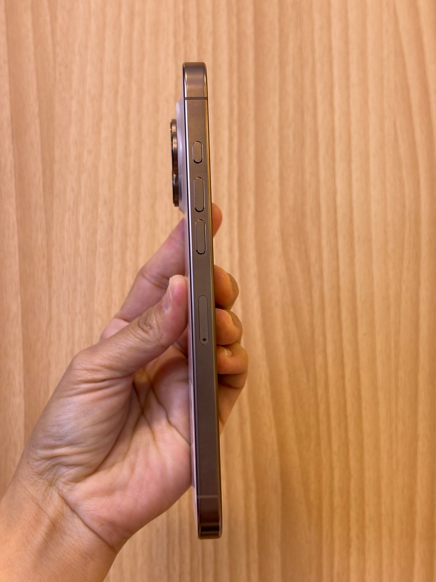 iPhone 16 Pro Max, 512GB (Grade A) *45295
