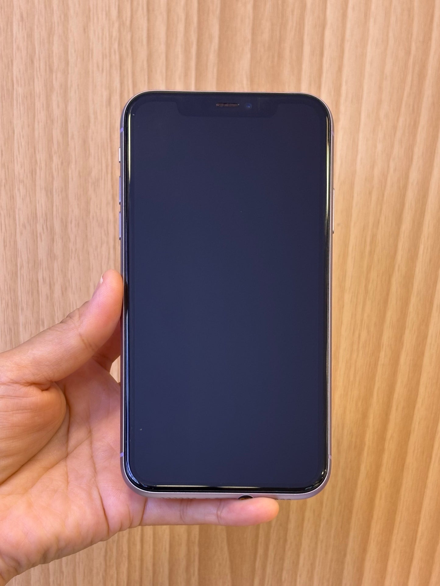 iPhone 11, 128GB (Grade AB) *46950