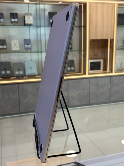 MacBook Air 15-inch (M3) 2024, 512GB *29X12