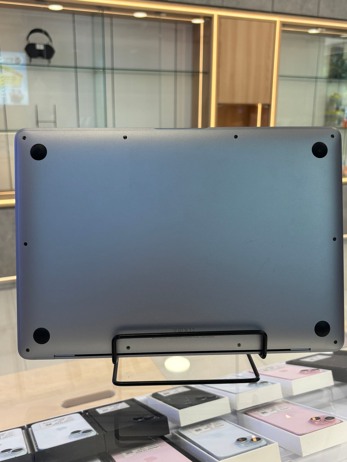 MacBook Air 13-inch (M1) 2020, 256GB *21WFV