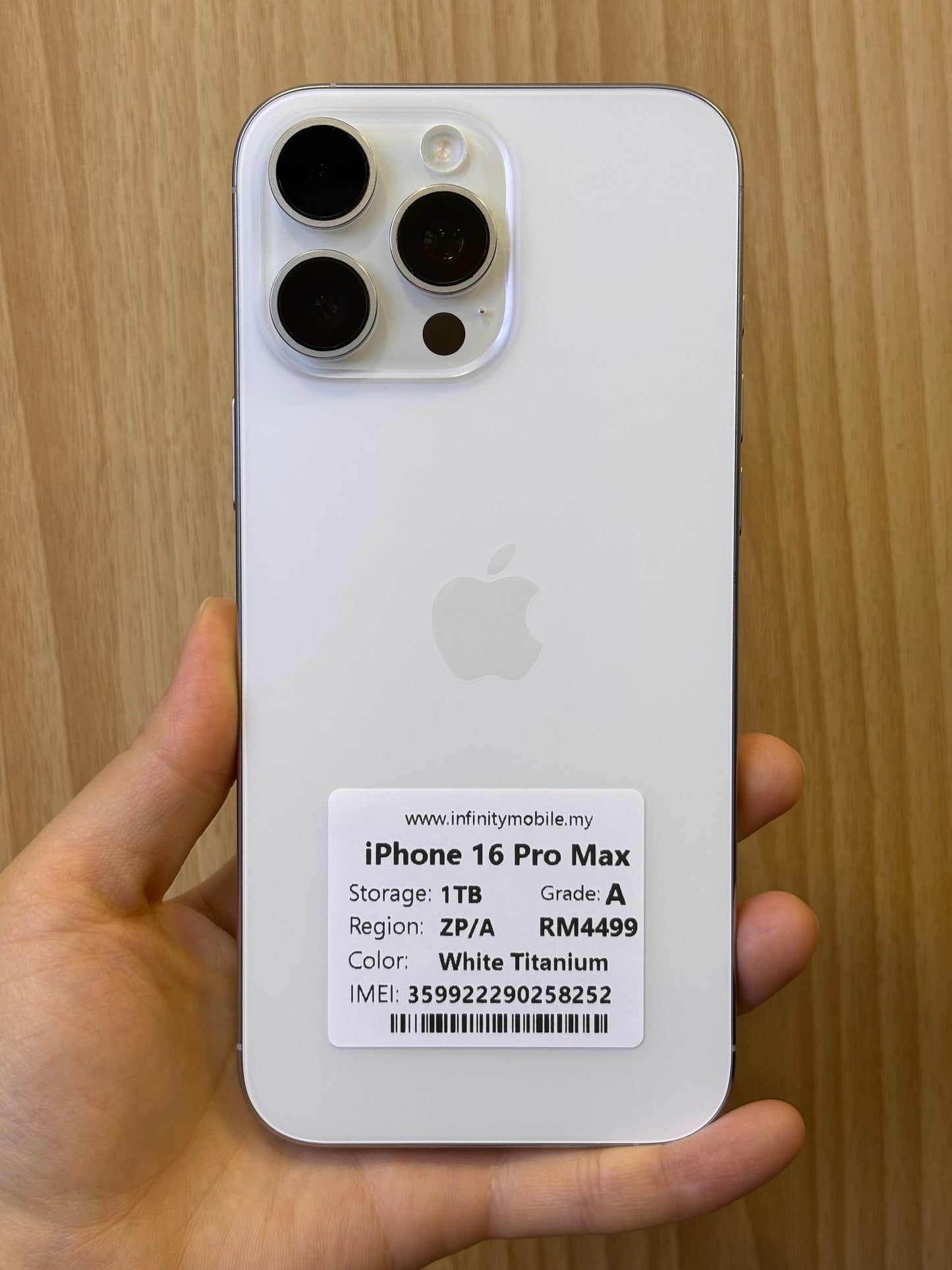 iPhone 16 Pro Max, 1TB (Grade A) *58252