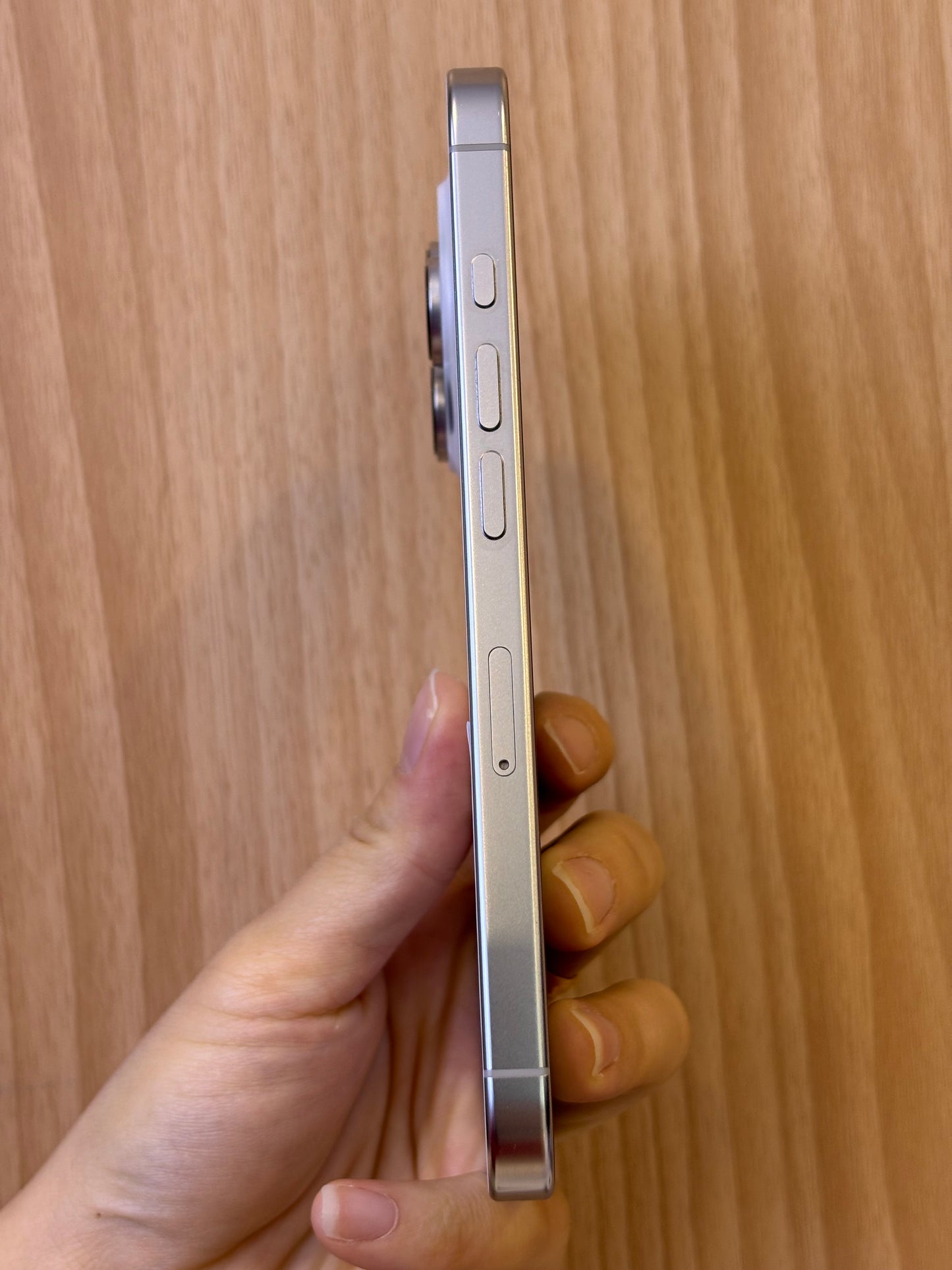 iPhone 16 Pro, 256GB (Grade A) *10938