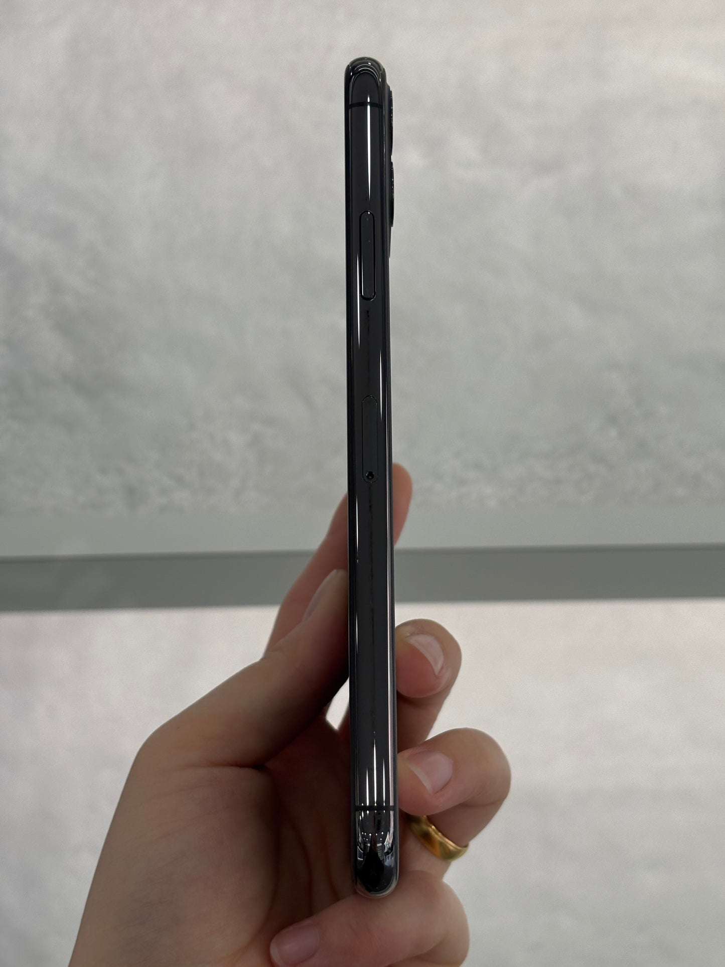 iPhone 11 Pro Max, 256GB (Grade B) *25500