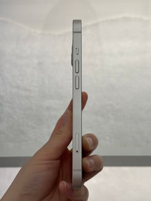 iPhone 13, 128GB (Grade AB) *48608