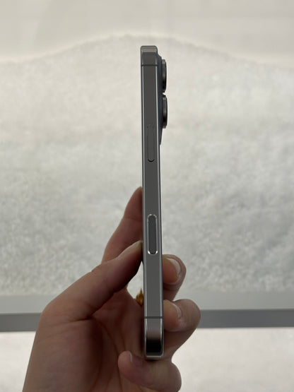 iPhone 16 Pro, 256GB (Grade A) *82091