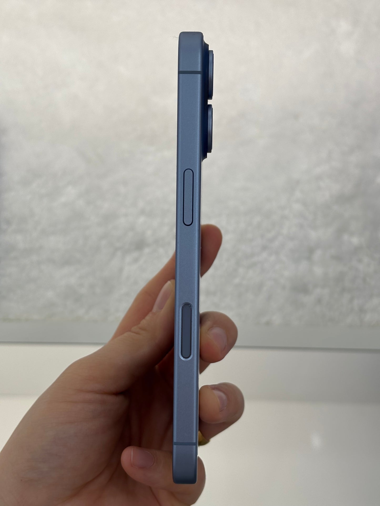 iPhone 17, 256GB (Grade A) *03369
