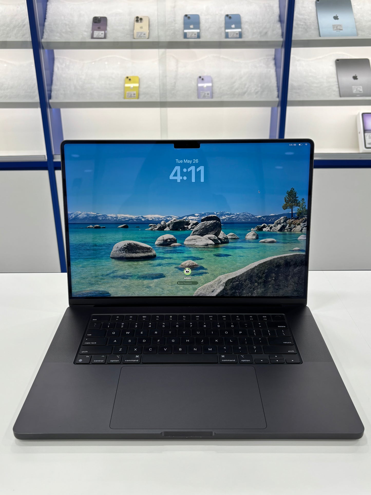 MacBook Pro 16-inch (M3 Pro) 2023, 512GB *D7QYM