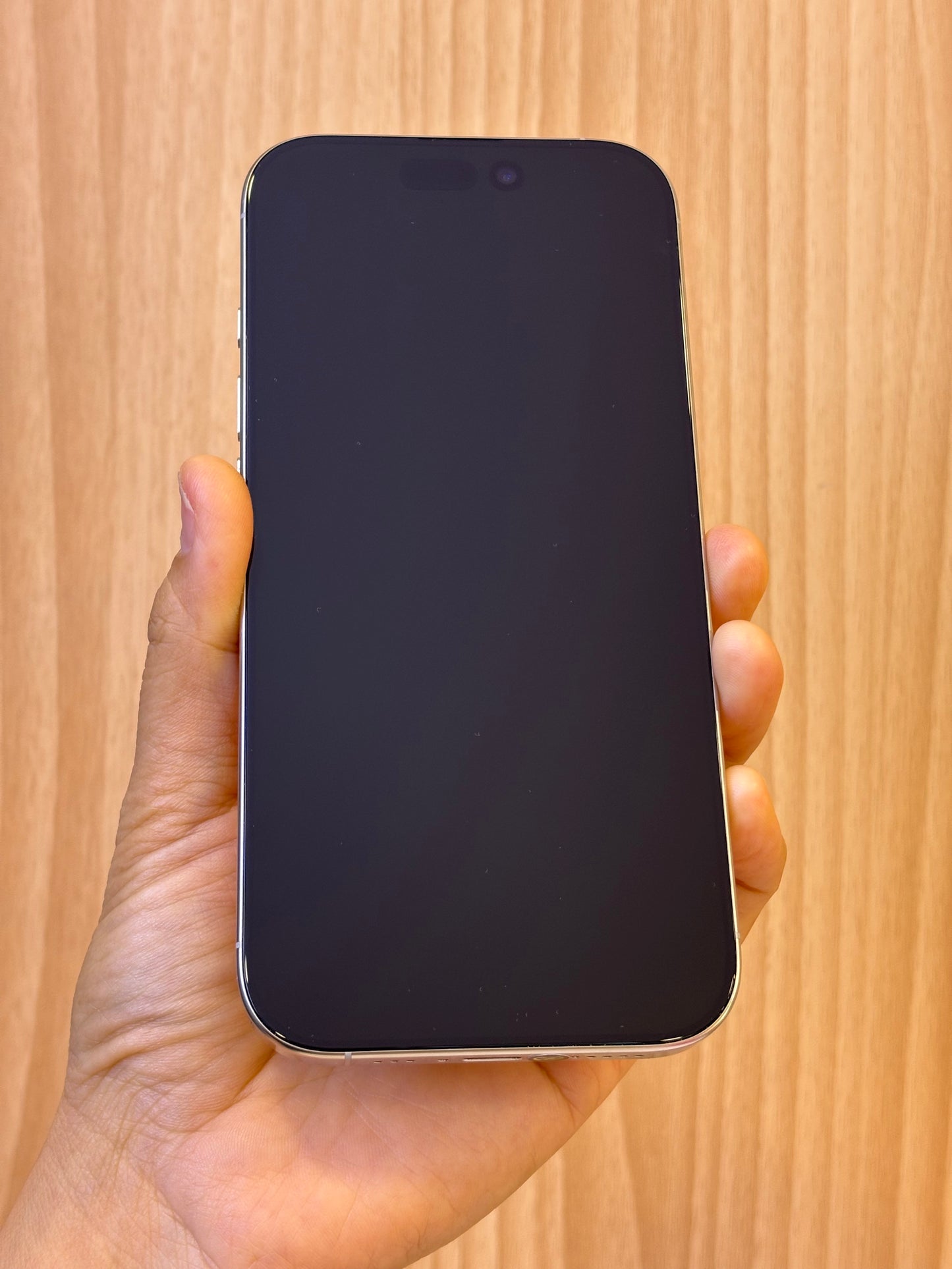iPhone 16 Pro, 128GB (Grade A) *93063