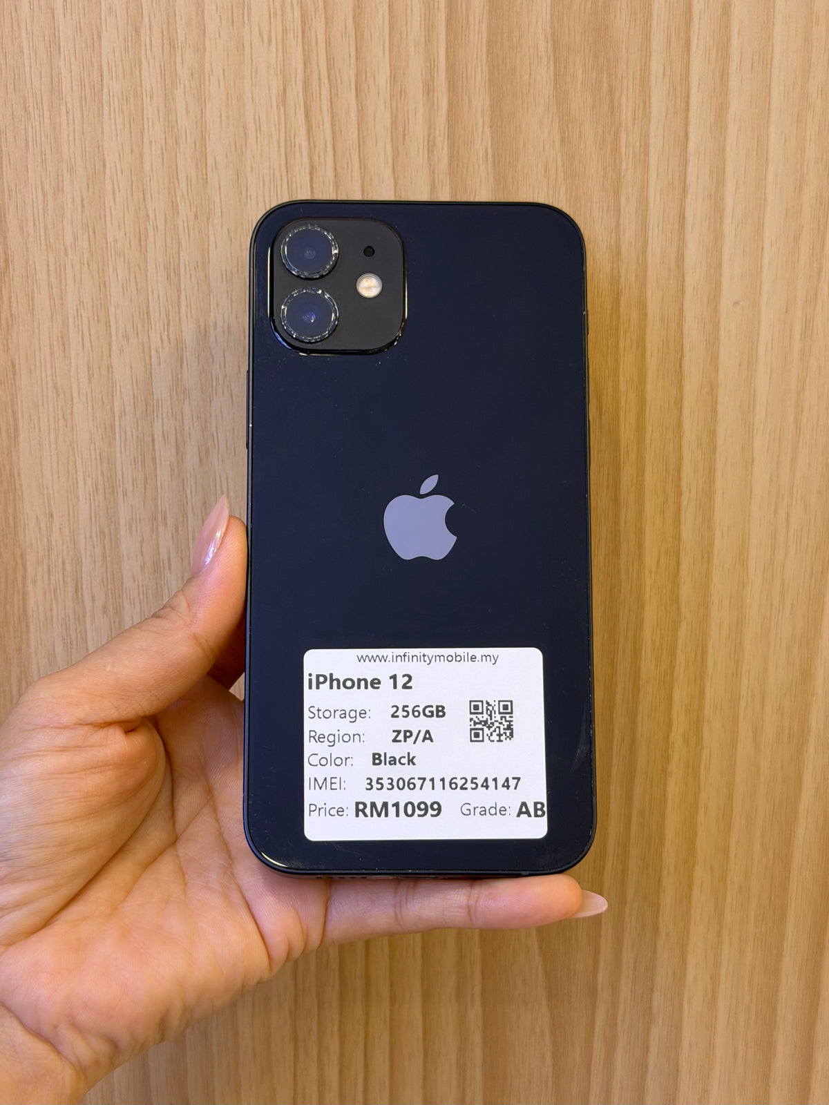 iPhone 13, 256GB (Grade AB) *54147