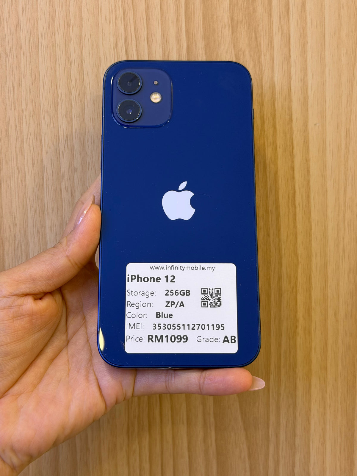 iPhone 12, 256GB (Grade AB) *01195